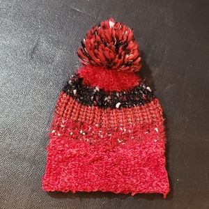 Red and black toque